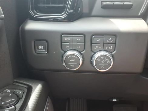 New 2026 GMC Sierra 1500 AT4X AWD/4WD image 19
