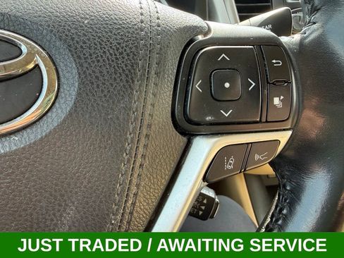 Used 2017 Toyota Highlander XLE w/ Carpet Mat Package AWD/4WD image 34