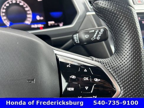 Used 2022 Volkswagen Tiguan SE R-Line AWD/4WD image 19