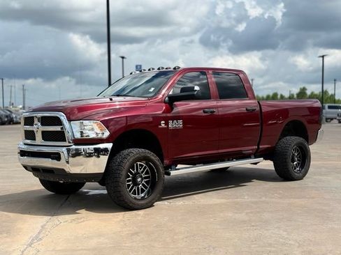 Used 2018 RAM 2500 Tradesman w/ Chrome Appearance Group AWD/4WD image 4