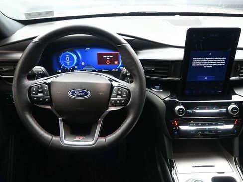 Used 2023 Ford Explorer ST w/ Technology Package image 10