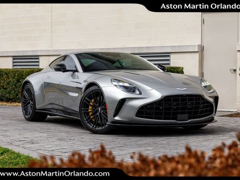 Used 2025 Aston Martin V8 Vantage Coupe image 63
