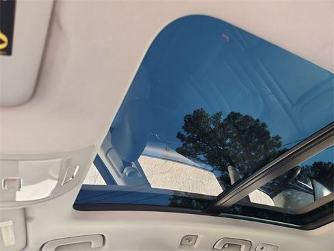 Used 2015 Audi Q5 2.0T Premium Plus w/ Technology Package image 19