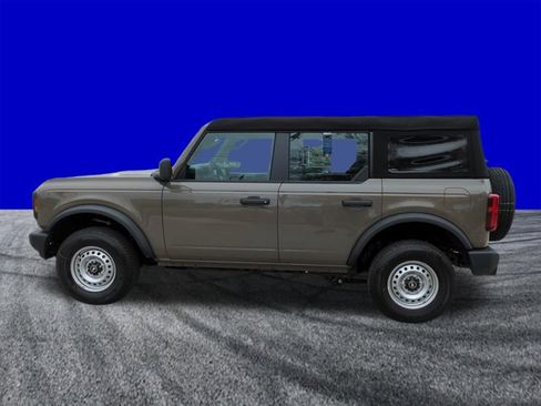New 2026 Ford Bronco 4-Door image 7
