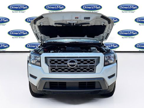 Used 2022 Nissan Frontier SV w/ Technology Package RWD image 30