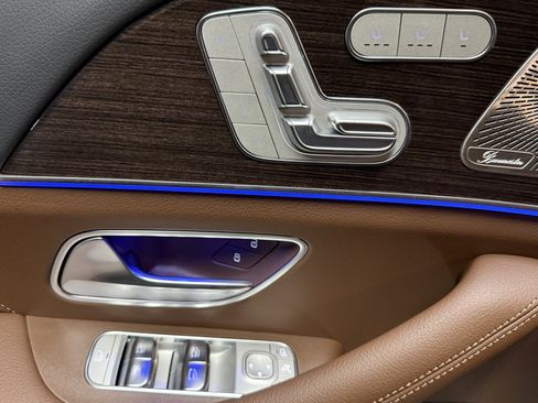 New 2026 Mercedes-Benz GLS 450 4MATIC image 10