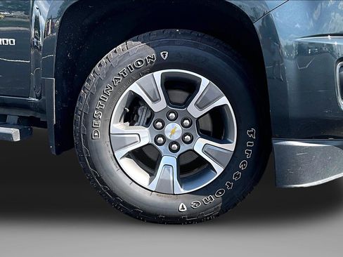 Used 2018 Chevrolet Colorado Z71 AWD/4WD image 9