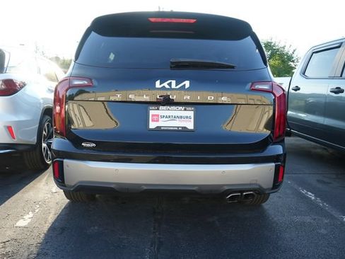 Used 2025 Kia Telluride S FWD image 5
