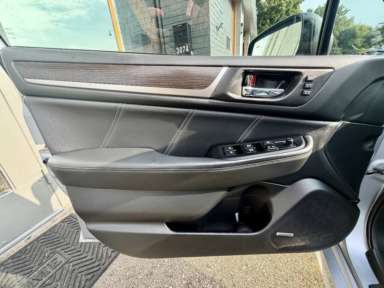 Used 2018 Subaru Legacy 2.5i Limited AWD/4WD image 28