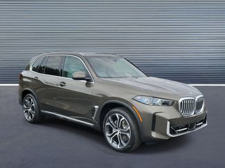 New 2026 BMW X5 xDrive40i w/ Executive Package video 2