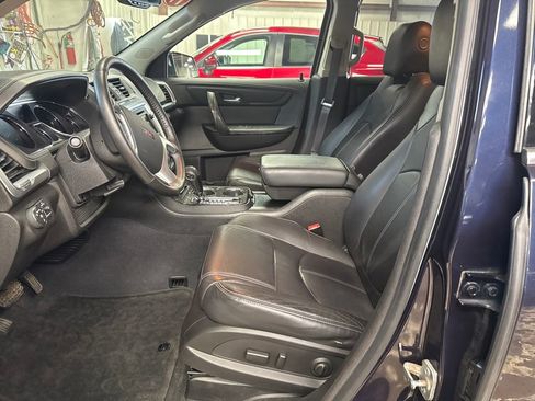 Used 2017 GMC Acadia Limited SLT image 13