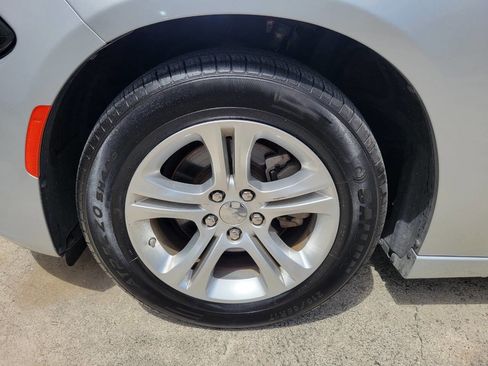 Used 2022 Dodge Charger SXT image 13