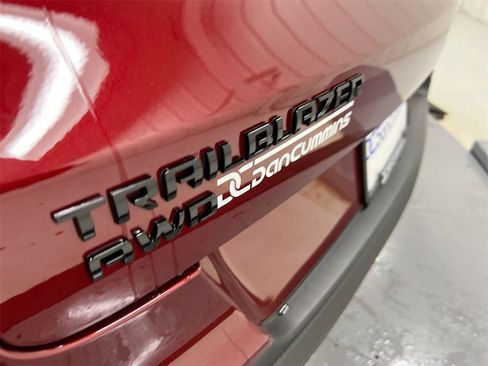 Used 2025 Chevrolet TrailBlazer RS image 26