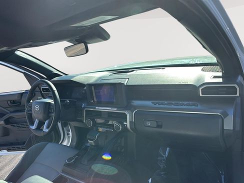Used 2025 Toyota Tacoma SR5 image 16