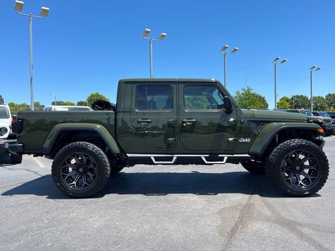 Used 2021 Jeep Gladiator Overland w/ Popular Equipment Package AWD/4WD image 52