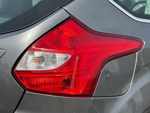 Used 2012 Ford Focus SEL FWD image 28