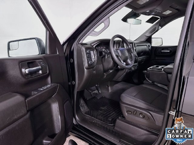 Used 2024 Chevrolet Silverado 1500 Custom w/ Rally Edition AWD/4WD image 3