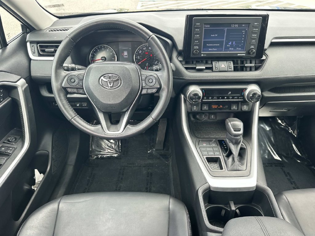 Used 2022 Toyota RAV4 XLE Premium AWD/4WD image 21