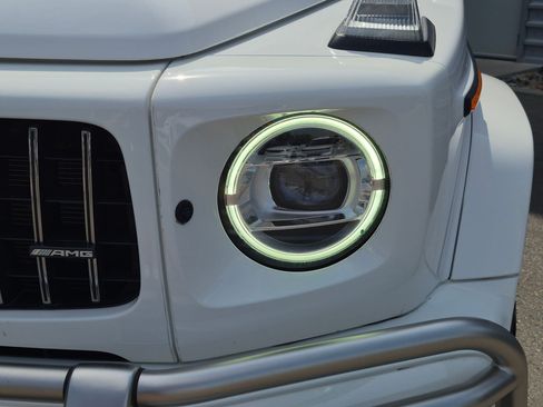 Certified 2022 Mercedes-Benz G 63 AMG 4MATIC image 11