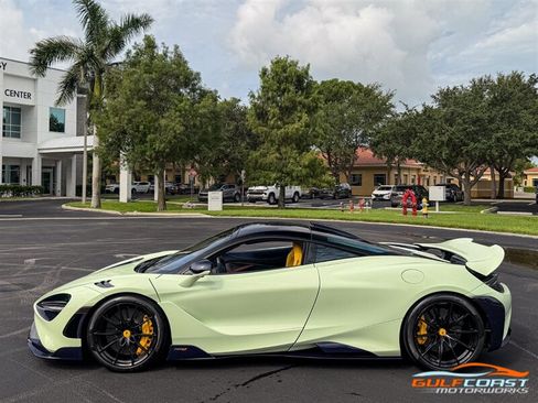 Used 2021 McLaren 765LT RWD image 44