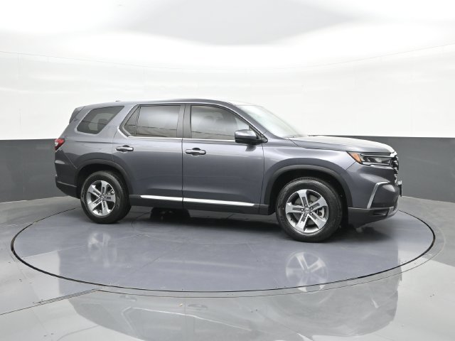 Certified 2025 Honda Pilot EX-L image 17