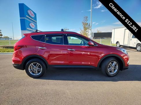 Used 2017 Hyundai Santa Fe Sport image 9