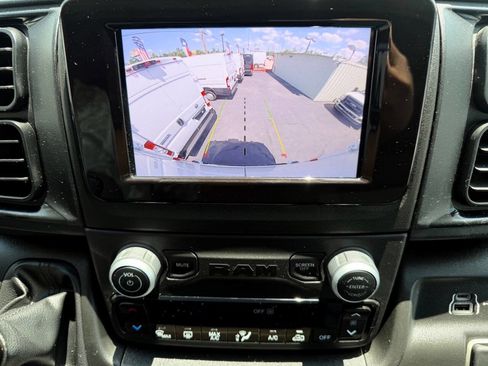 Used 2025 RAM ProMaster 3500 w/ Convenience Group FWD image 6