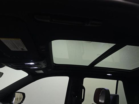 Used 2024 GMC Yukon Denali Ultimate image 13