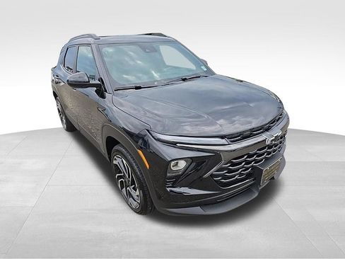 Used 2024 Chevrolet TrailBlazer RS w/ Convenience Package AWD/4WD image 1