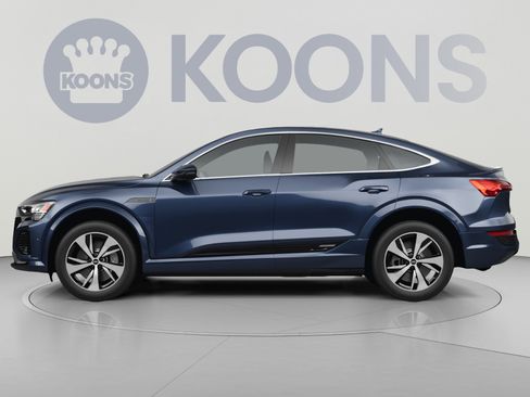 Used 2024 Audi Q8 e-tron Prestige AWD/4WD image 2