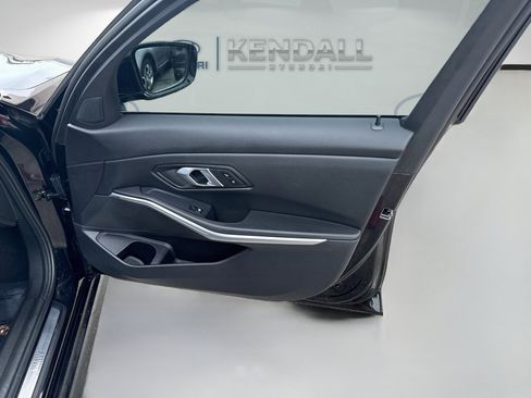 Used 2024 BMW 330i Sedan w/ Convenience Package RWD image 29