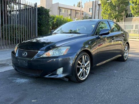 Used 2008 Lexus IS 250 image 1