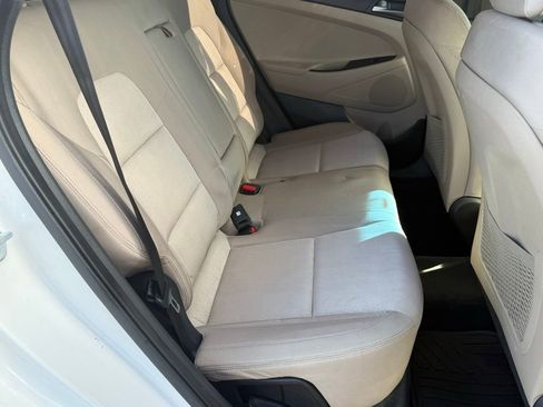 Used 2017 Hyundai Tucson Sport image 18