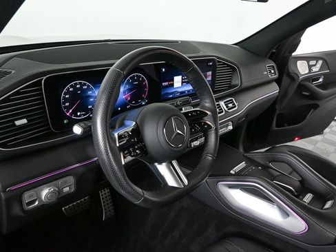 Certified 2024 Mercedes-Benz GLS 450 4MATIC image 6