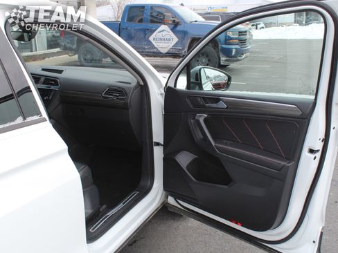 Used 2024 Volkswagen Tiguan Wolfsburg Edition image 25