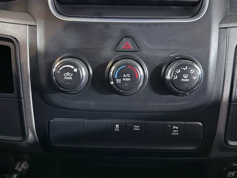 Used 2017 RAM 2500 Tradesman w/ Popular Equipment Group image 32