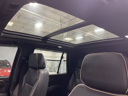 Used 2023 Chevrolet Tahoe Premier image 14