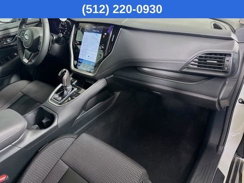 Used 2025 Subaru Outback Premium AWD/4WD image 37
