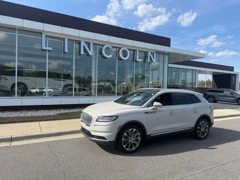 Used 2022 Lincoln Nautilus Reserve w/ Equipment Group 201A image 1