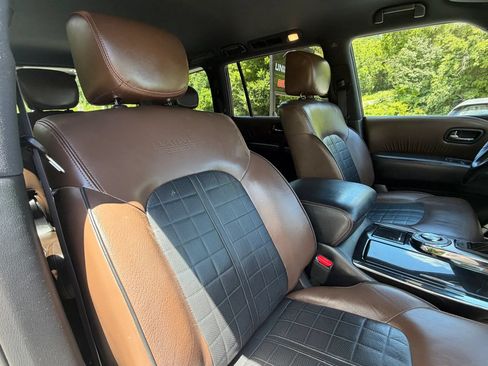 Used 2020 Nissan Armada Platinum w/ Platinum Reserve Package RWD image 19