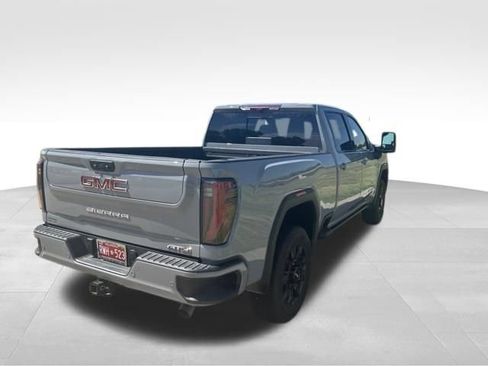 Used 2025 GMC Sierra 2500 AT4 w/ AT4 Premium Plus Package AWD/4WD image 3