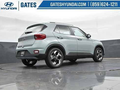 New 2025 Hyundai Venue SEL image 33