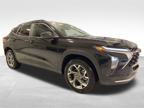 New 2026 Chevrolet Trax LT w/ Sunroof Package FWD image 51