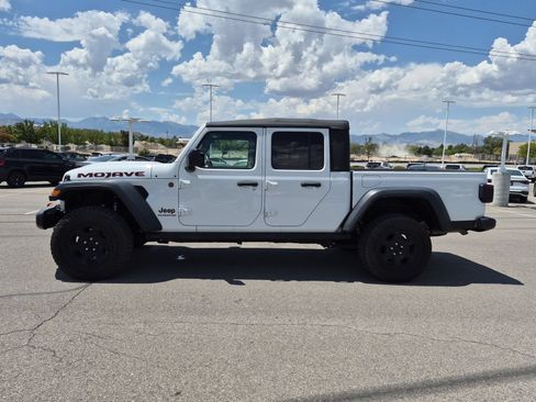 Used 2022 Jeep Gladiator Mojave w/ LED Lighting Group AWD/4WD image 6