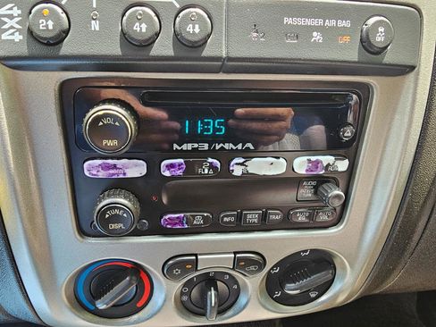 Used 2012 Chevrolet Colorado LT AWD/4WD image 33