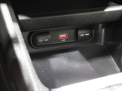 Used 2023 Kia Forte LXS w/ LXS Technology Package image 17