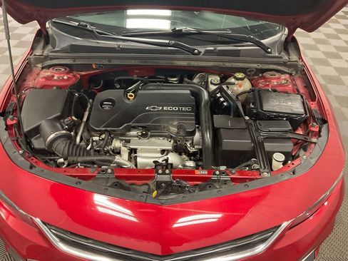 Used 2016 Chevrolet Malibu LT FWD image 15
