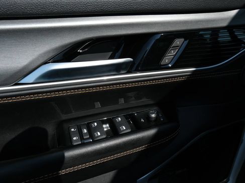 New 2026 Jeep Grand Wagoneer 4WD image 29