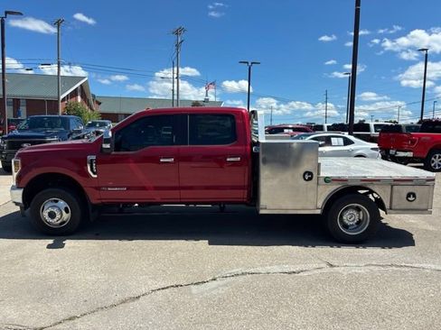 Used 2019 Ford F350 Lariat w/ Chrome Package AWD/4WD image 4