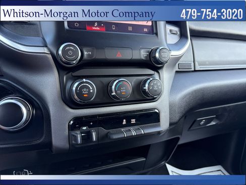 Used 2024 RAM 2500 Big Horn AWD/4WD image 29